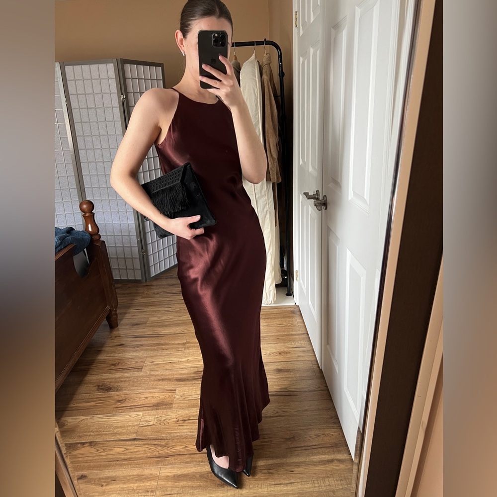 Satin maxi gown - Picture 6 of 6